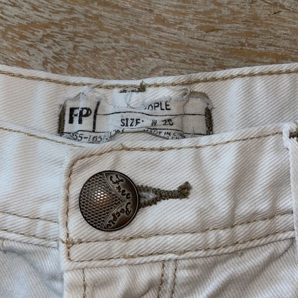 Free People Shark Bite Distressed Ripped White Jean Denim Shorts - Picture 3 of 4